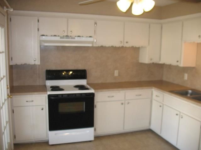 4307 NW Pollard, Lawton, OK 73505