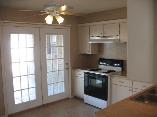 4307 NW Pollard, Lawton, OK 73505