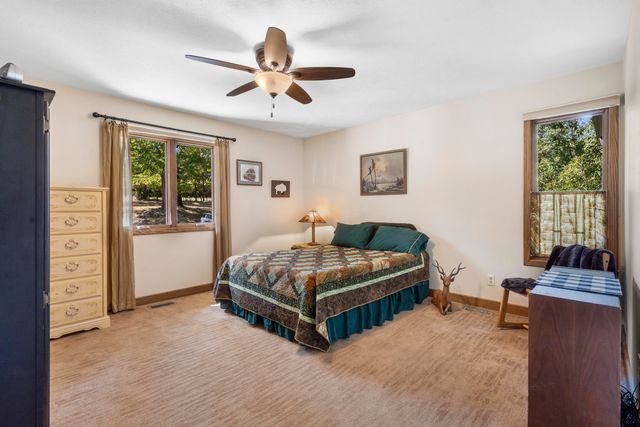 6 Briar Oaks Lane, Branson West, MO 65737