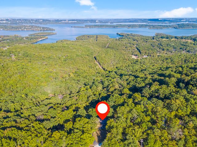 6 Briar Oaks Lane, Branson West, MO 65737