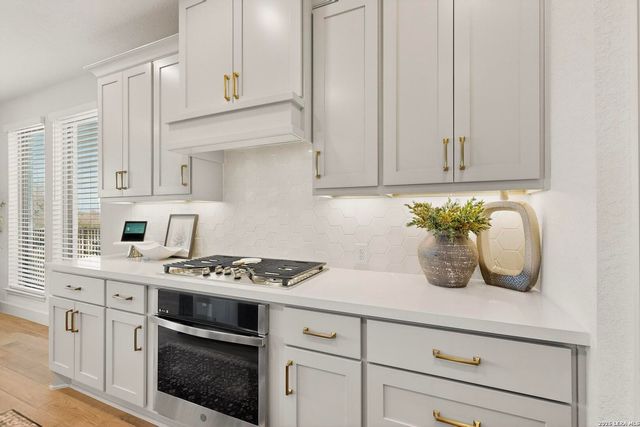 747 Alta Circle, New Braunfels, TX 78132