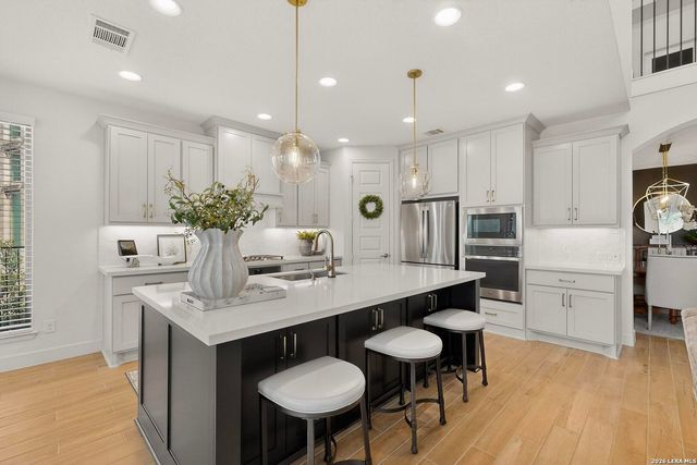 747 Alta Circle, New Braunfels, TX 78132