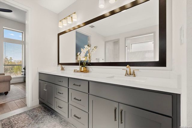 747 Alta Circle, New Braunfels, TX 78132