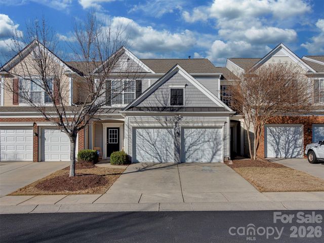 9044 Mcalwaine Preserve Avenue, Charlotte, NC 28277