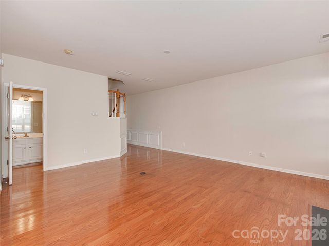 9044 Mcalwaine Preserve Avenue, Charlotte, NC 28277