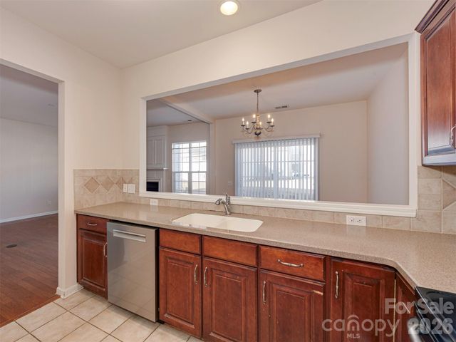 9044 Mcalwaine Preserve Avenue, Charlotte, NC 28277