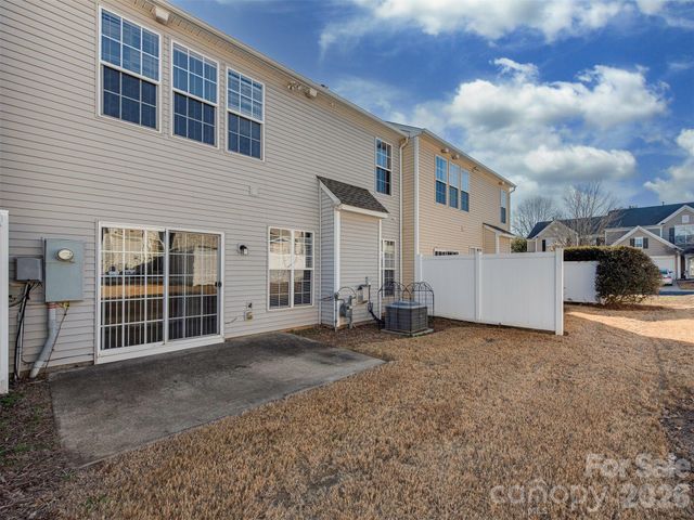 9044 Mcalwaine Preserve Avenue, Charlotte, NC 28277