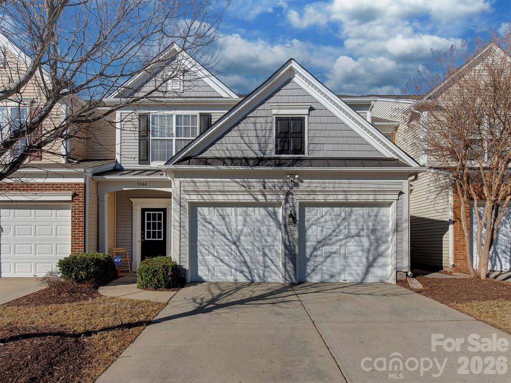 9044 Mcalwaine Preserve Avenue, Charlotte, NC 28277