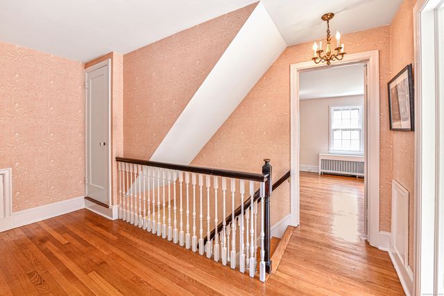 61 Villa Avenue, Fairfield, CT 06825