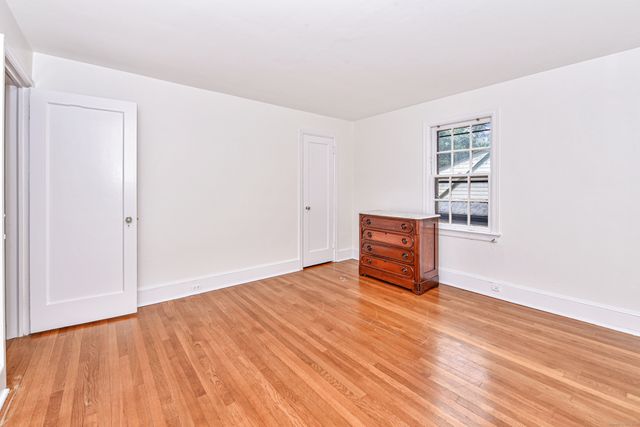 61 Villa Avenue, Fairfield, CT 06825