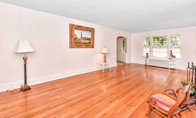 61 Villa Avenue, Fairfield, CT 06825