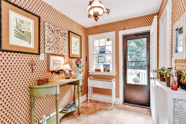 61 Villa Avenue, Fairfield, CT 06825