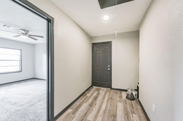 2718 Summertime Drive, Houston, TX 77045