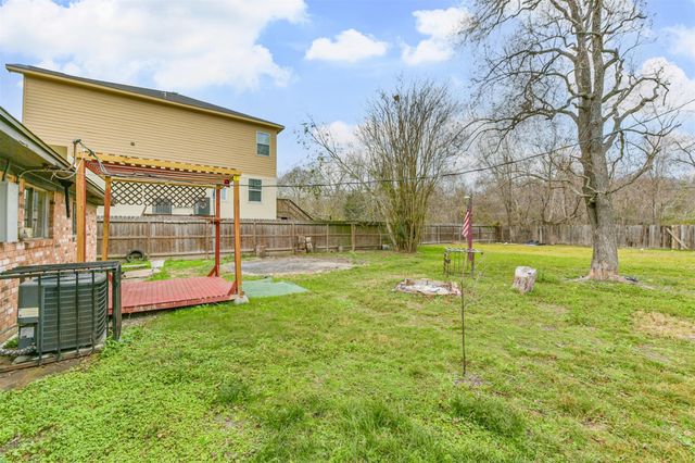 2718 Summertime Drive, Houston, TX 77045