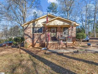 204 Martha Dendy Drive, Clinton, SC 29325