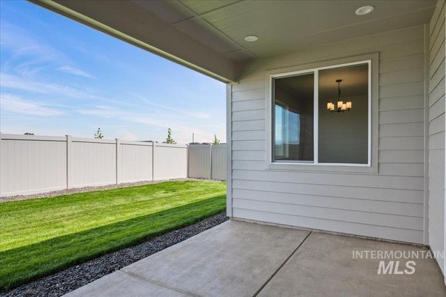 8636 S Copperdale Ave, Kuna, ID 83642
