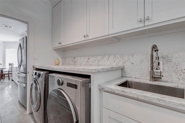 1519 Darnley Lane, Houston, TX 77077