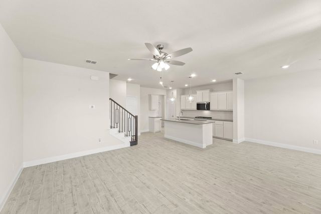 1967 Gentle Oak Trail, Corinth, TX 76210