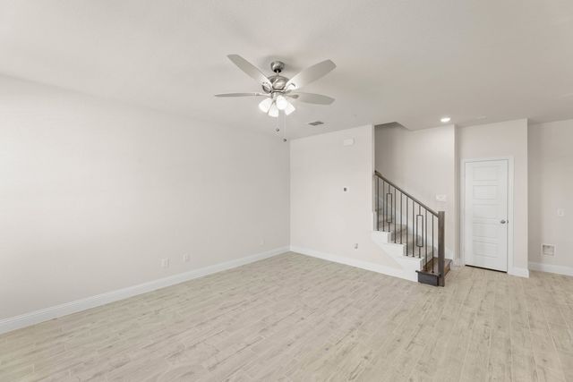 1967 Gentle Oak Trail, Corinth, TX 76210