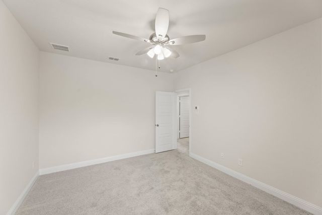 1967 Gentle Oak Trail, Corinth, TX 76210