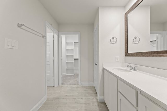 1967 Gentle Oak Trail, Corinth, TX 76210