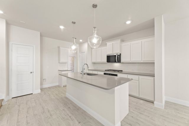 1967 Gentle Oak Trail, Corinth, TX 76210