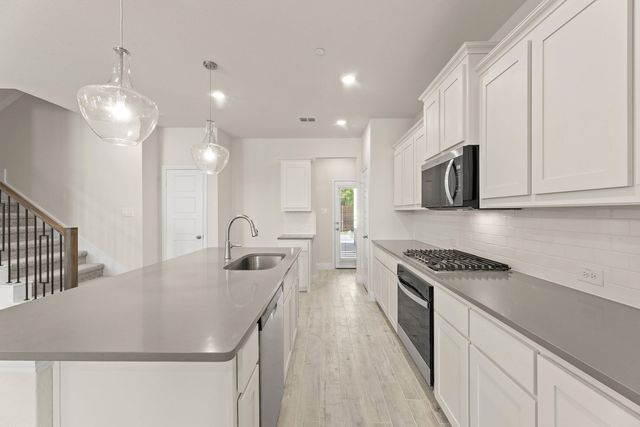 1967 Gentle Oak Trail, Corinth, TX 76210