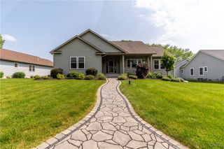 405 Newbridge Street, Camillus, NY 13031
