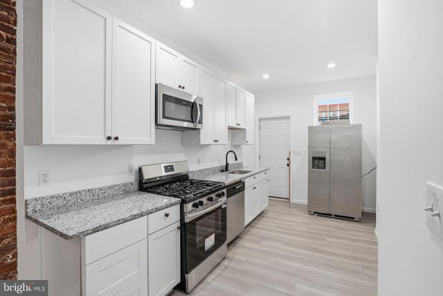 233 N LUZERNE AVE, Baltimore, MD 21224