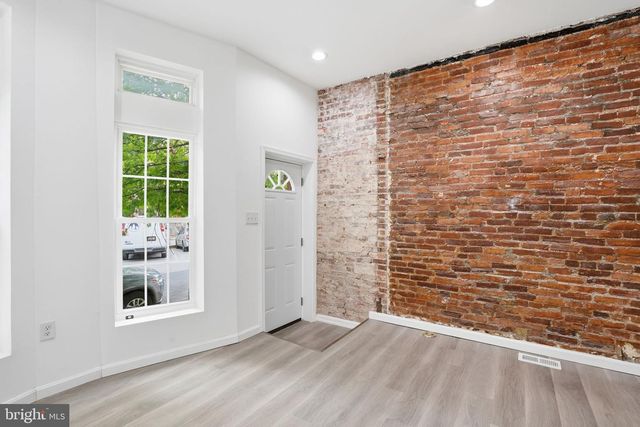 233 N LUZERNE AVE, Baltimore, MD 21224