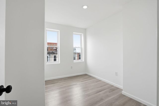 233 N LUZERNE AVE, Baltimore, MD 21224