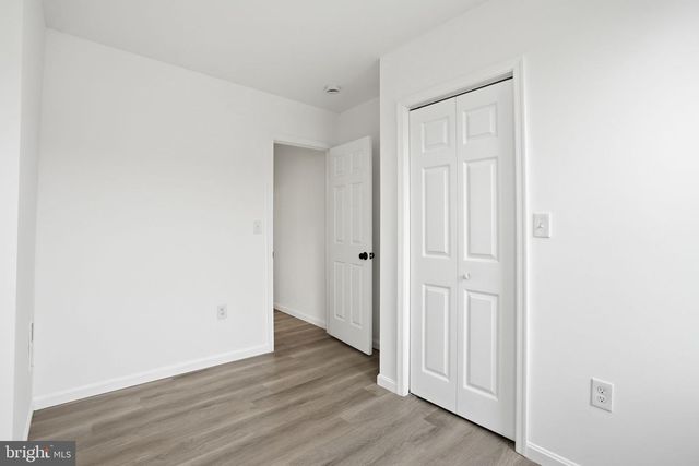 233 N LUZERNE AVE, Baltimore, MD 21224