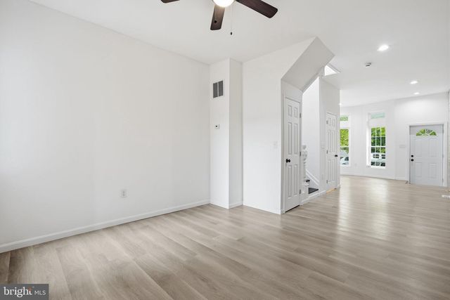 233 N LUZERNE AVE, Baltimore, MD 21224