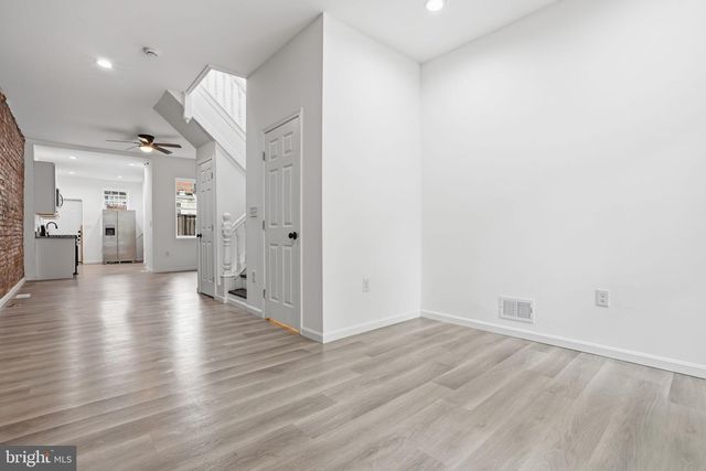 233 N LUZERNE AVE, Baltimore, MD 21224