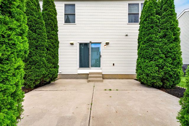 8839 Meadow Grass Lane, Lewis Center, OH 43035