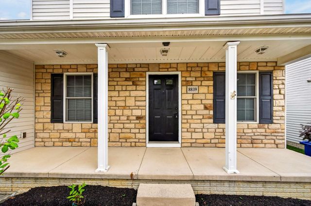 8839 Meadow Grass Lane, Lewis Center, OH 43035