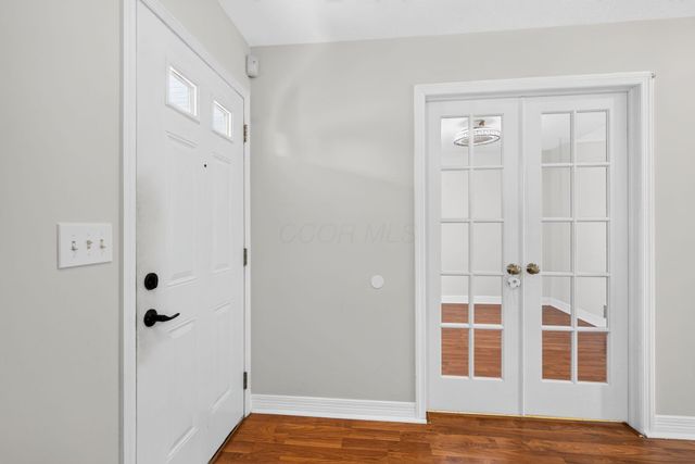 8839 Meadow Grass Lane, Lewis Center, OH 43035