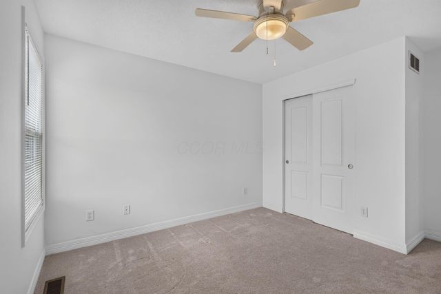 8839 Meadow Grass Lane, Lewis Center, OH 43035