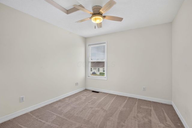 8839 Meadow Grass Lane, Lewis Center, OH 43035