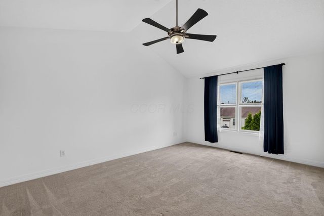 8839 Meadow Grass Lane, Lewis Center, OH 43035