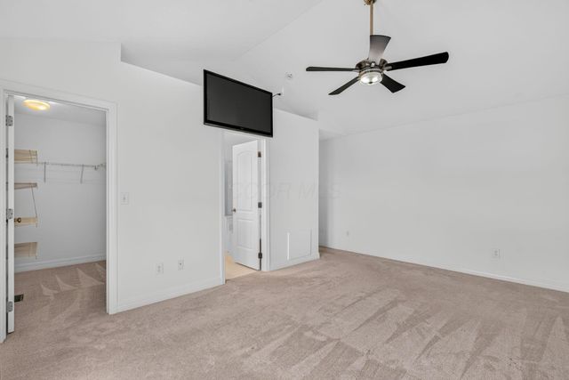 8839 Meadow Grass Lane, Lewis Center, OH 43035