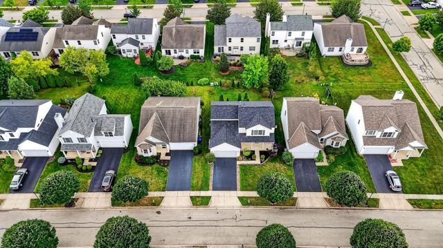 8839 Meadow Grass Lane, Lewis Center, OH 43035