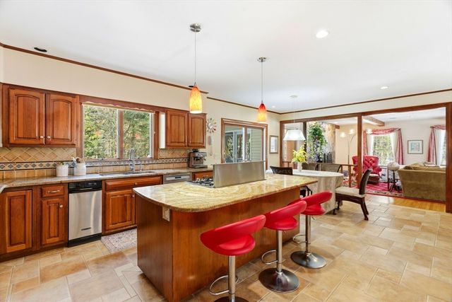 253 Highland St, Weston, MA 02493