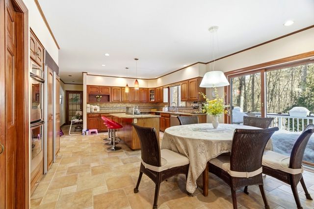 253 Highland St, Weston, MA 02493