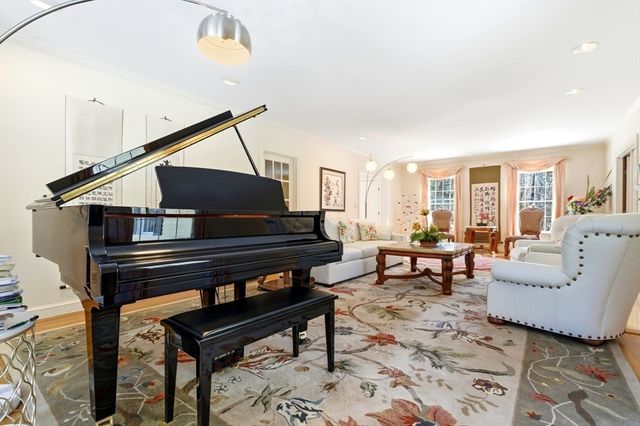 253 Highland St, Weston, MA 02493