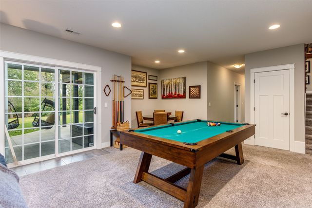 1525 Top O Hollow Road, Ames, IA 50010