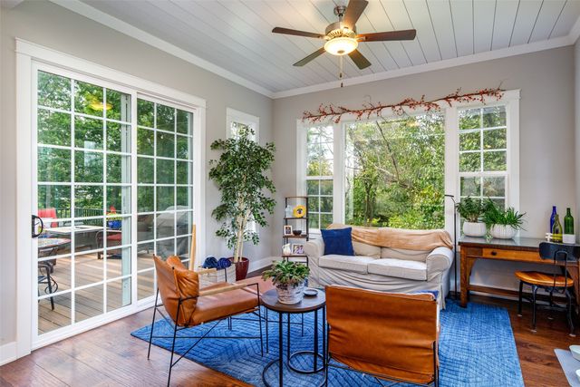 1525 Top O Hollow Road, Ames, IA 50010