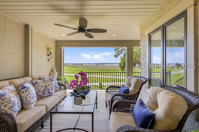 19 Mizzenmast Ct, Hilton Head Island, SC 29928