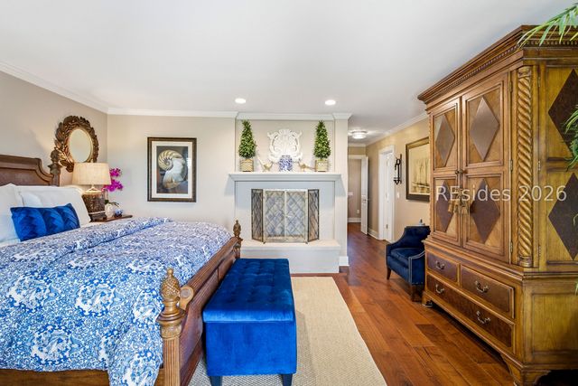 19 Mizzenmast Ct, Hilton Head Island, SC 29928