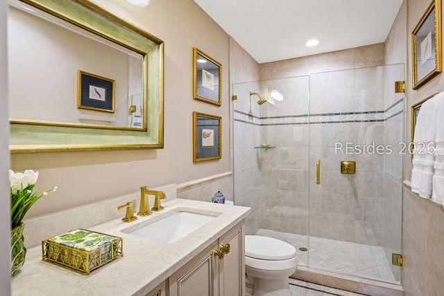 19 Mizzenmast Ct, Hilton Head Island, SC 29928